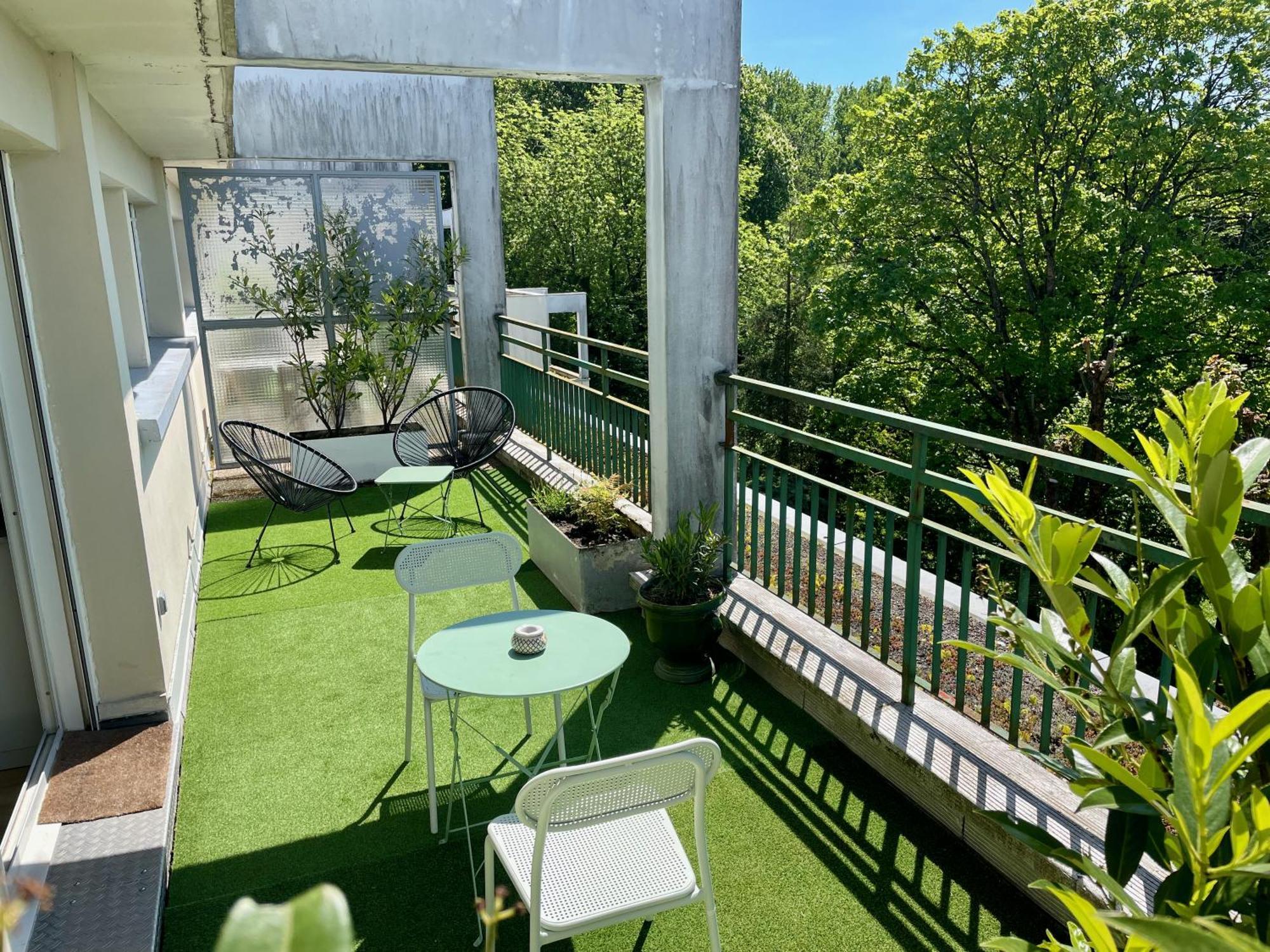 Montbéliard Appartement Avec Terrasse Et Parking Gratuit Accole מראה חיצוני תמונה